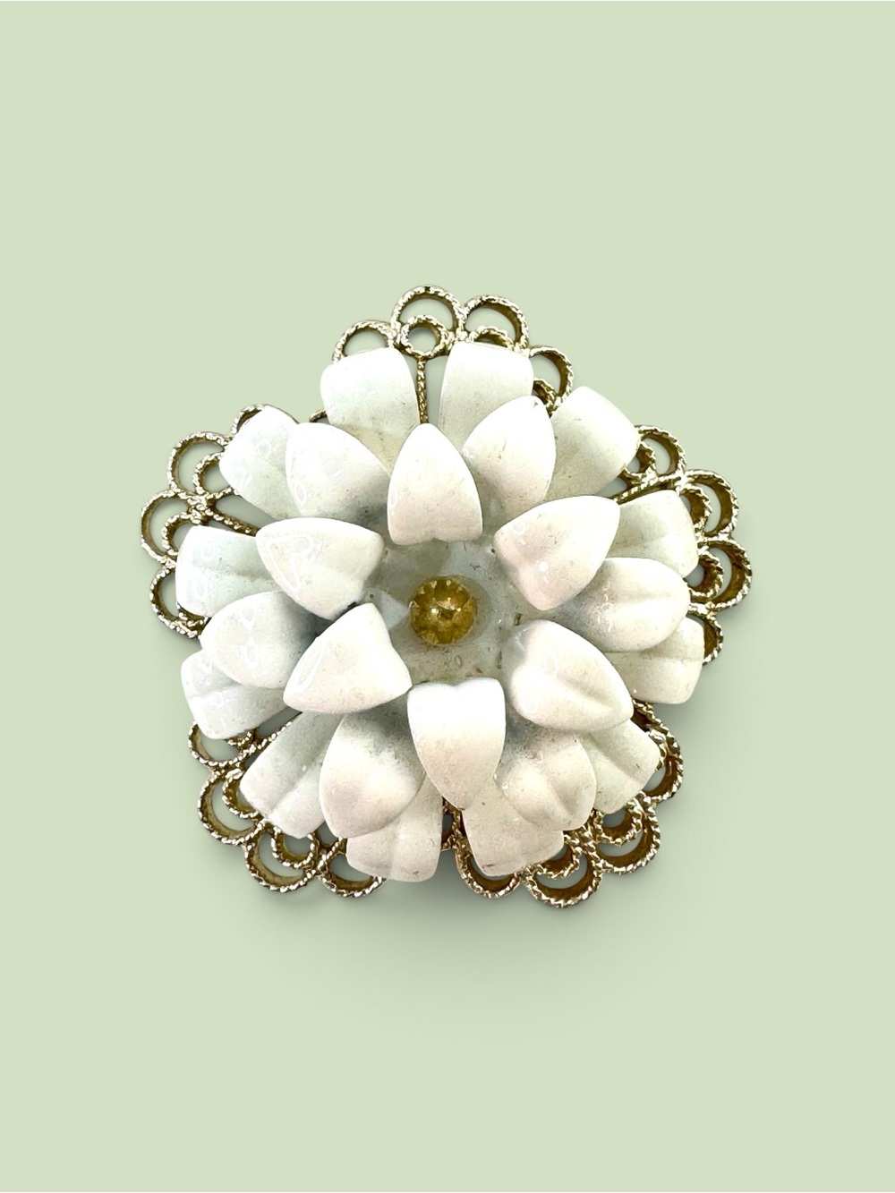 vintage Sarah Coventry Snow Flower